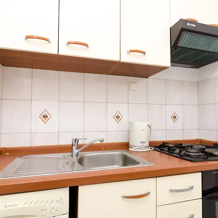 Karla Guest house 3*