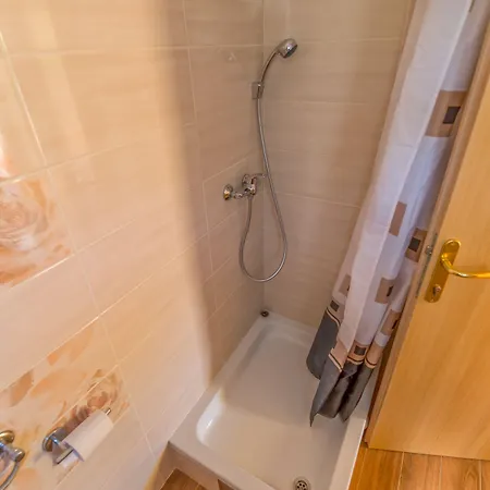 Karla Guest house Polace