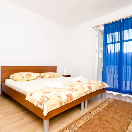 Karla Guest house Polace