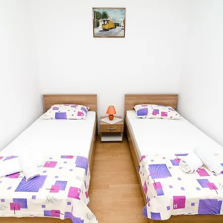 Guest house Karla 3*